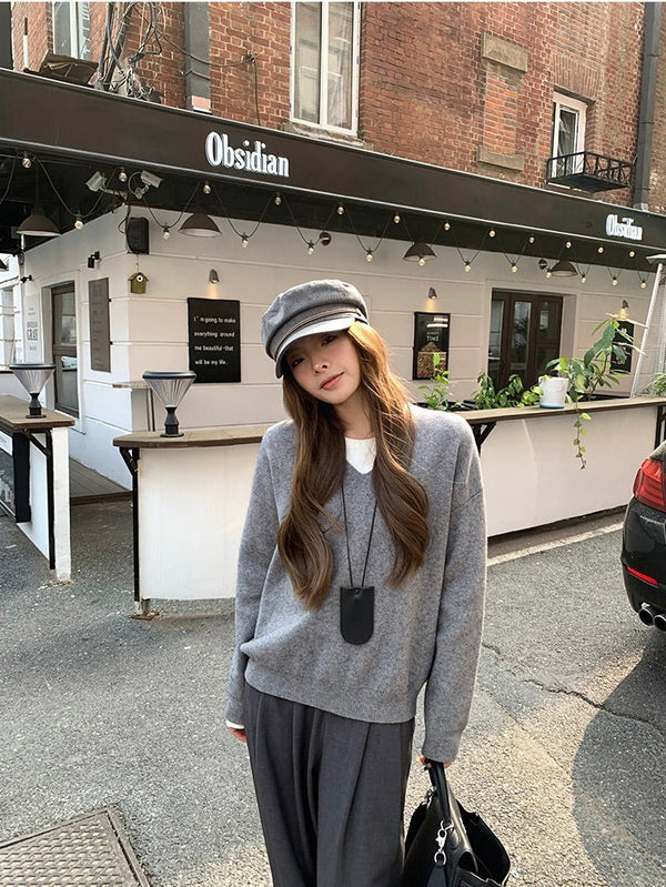 Loose V-neck Pullover Sweater