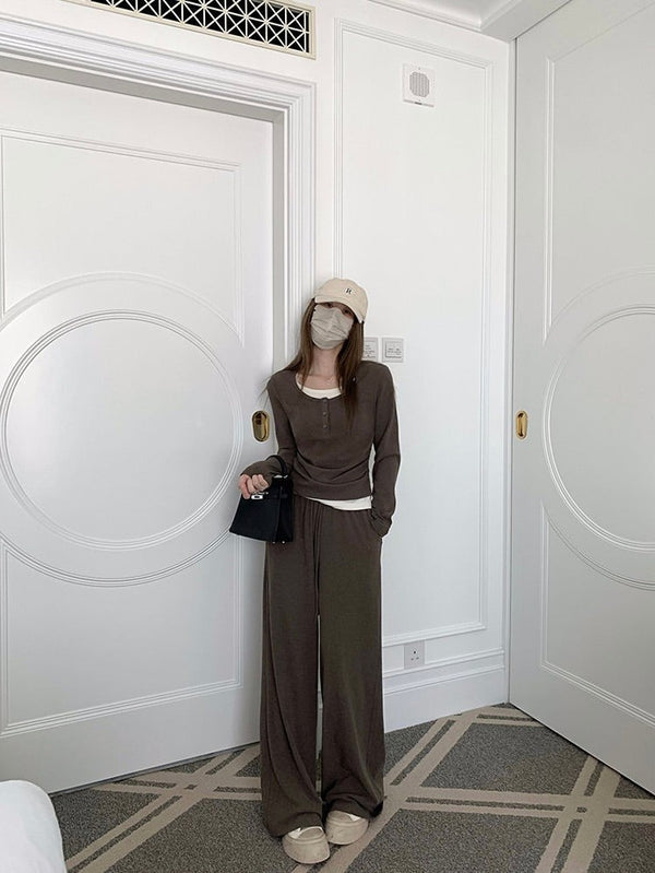 Two-piece Contrast Color Knitted Sweater