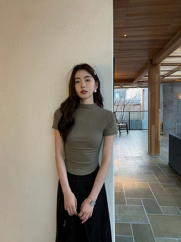 Half Turtleneck Slim T-shirt