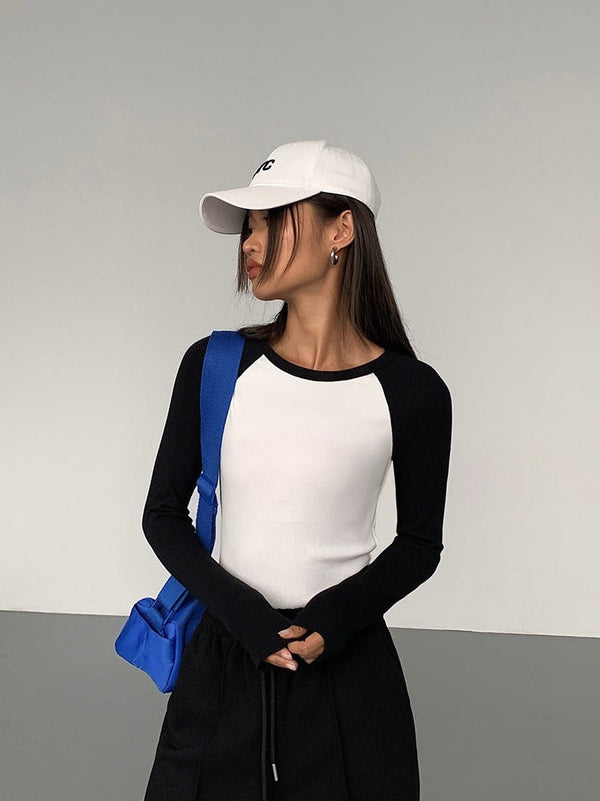Contrast Color Long-sleeved Sweater