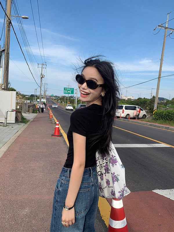 U-neck Slim T-shirt