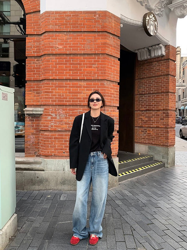 Wide-leg Straight Jeans