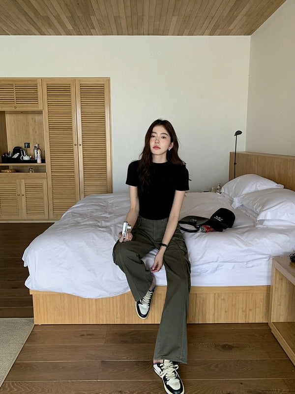 Half Turtleneck Slim T-shirt