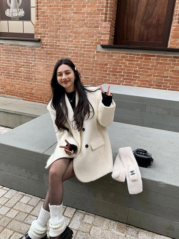 White Woolen Double-breasted Jacket