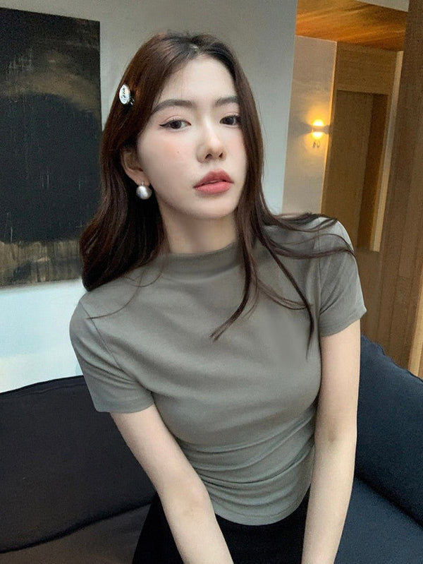 Half Turtleneck Slim T-shirt