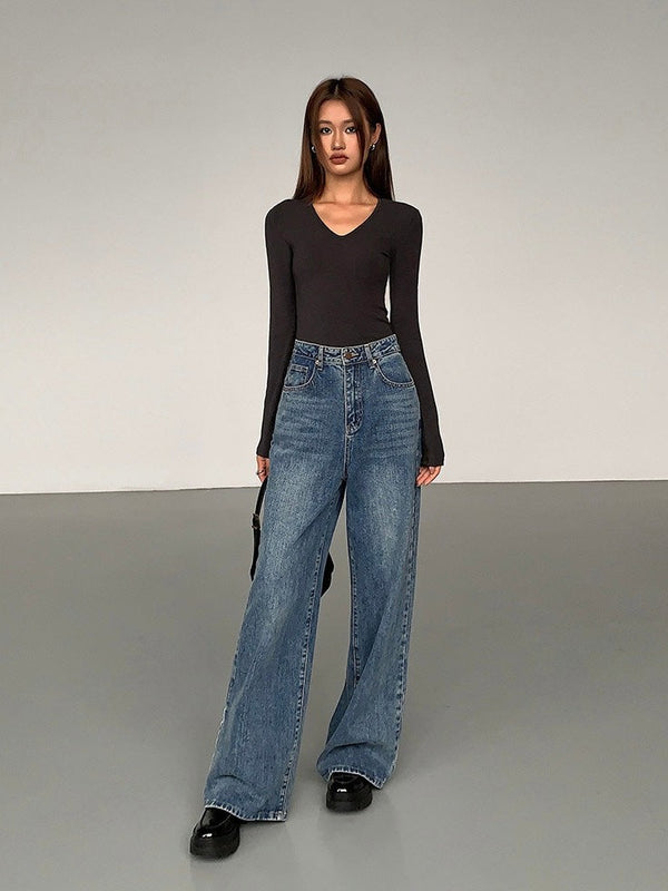 V-neck Slim Fit Sweater