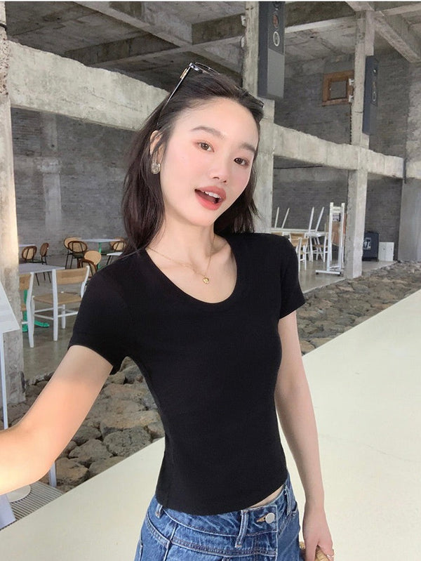 U-neck Slim T-shirt