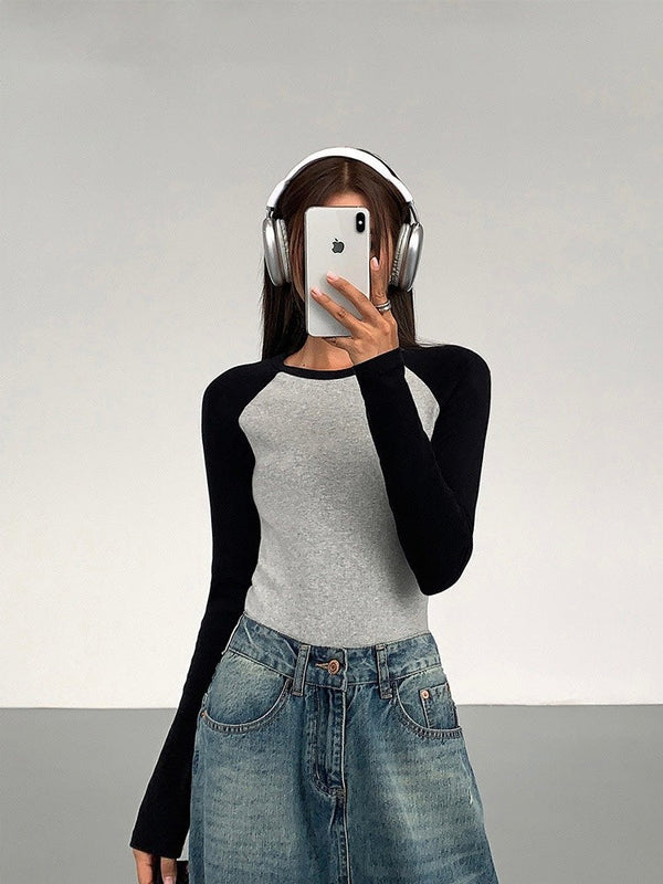 Contrast Color Long-sleeved Sweater