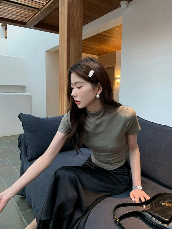Half Turtleneck Slim T-shirt