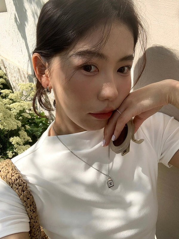 Half Turtleneck Slim T-shirt