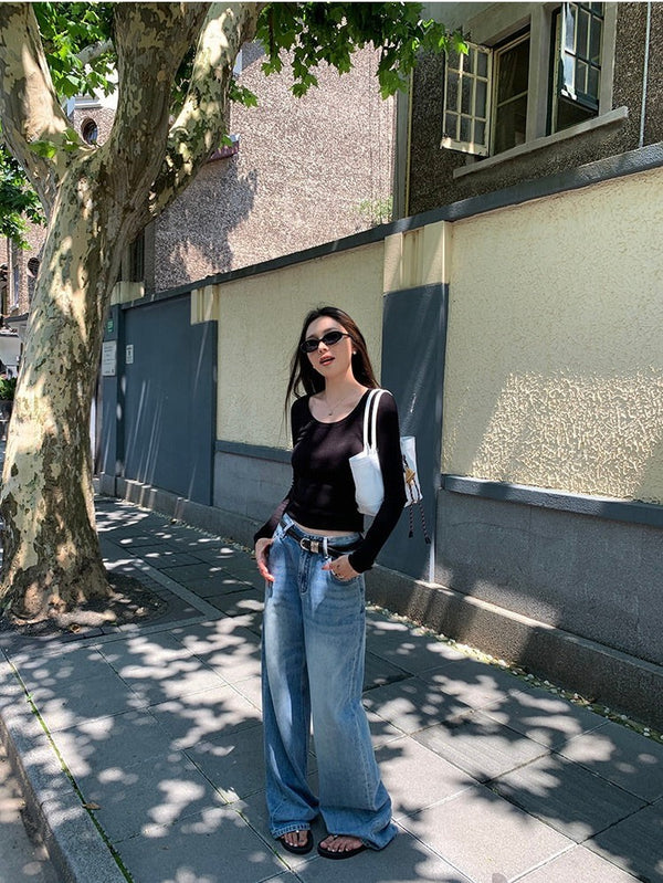 Wide-leg Straight Jeans