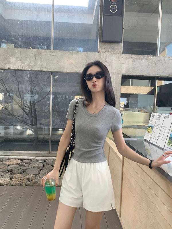 U-neck Slim T-shirt