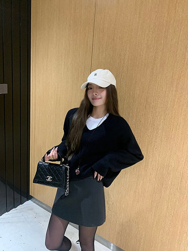 Loose V-neck Pullover Sweater