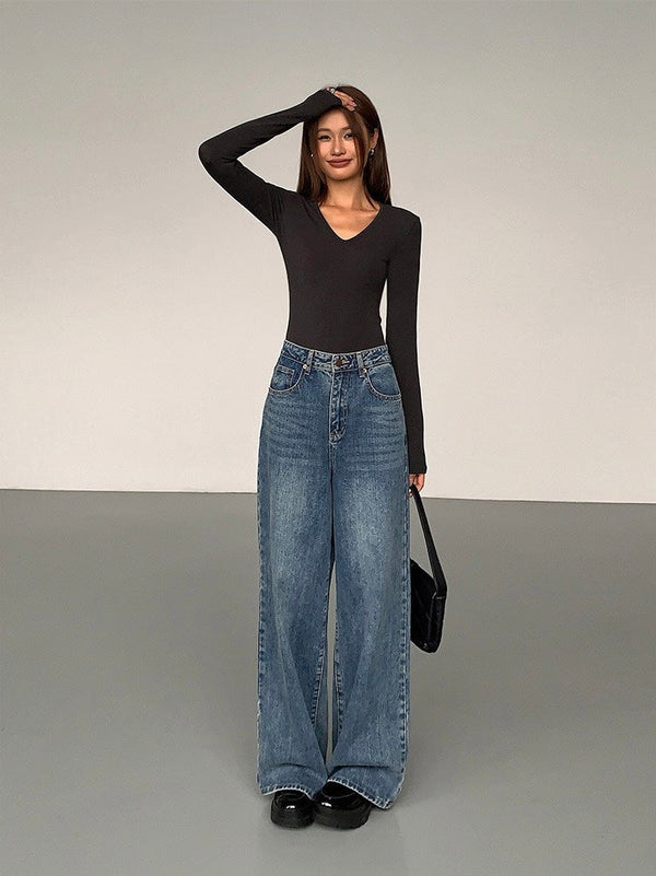 V-neck Slim Fit Sweater