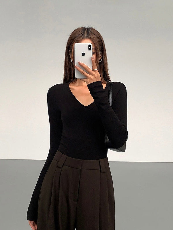 V-neck Slim Fit Sweater