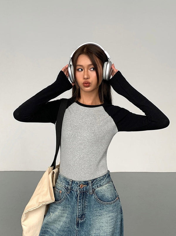 Contrast Color Long-sleeved Sweater