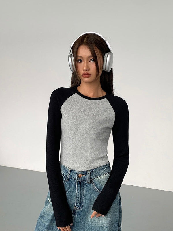 Contrast Color Long-sleeved Sweater